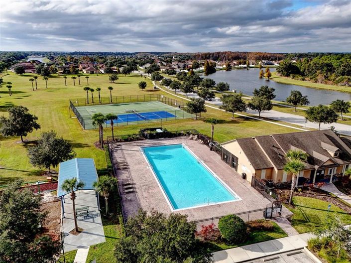 Image No.56-4 Bed Property for sale