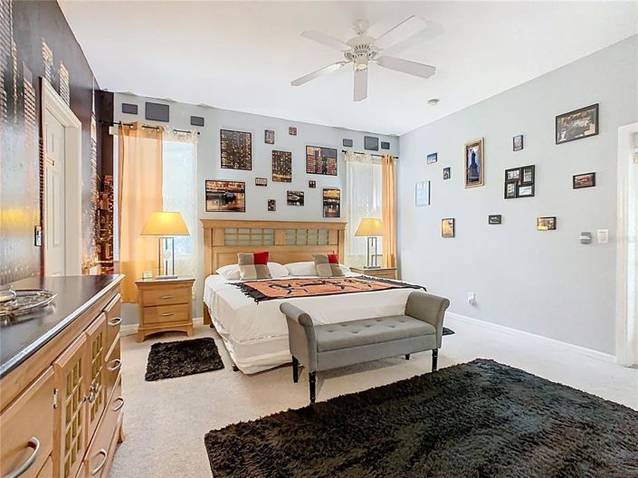 Image No.44-5 Bed Property for sale