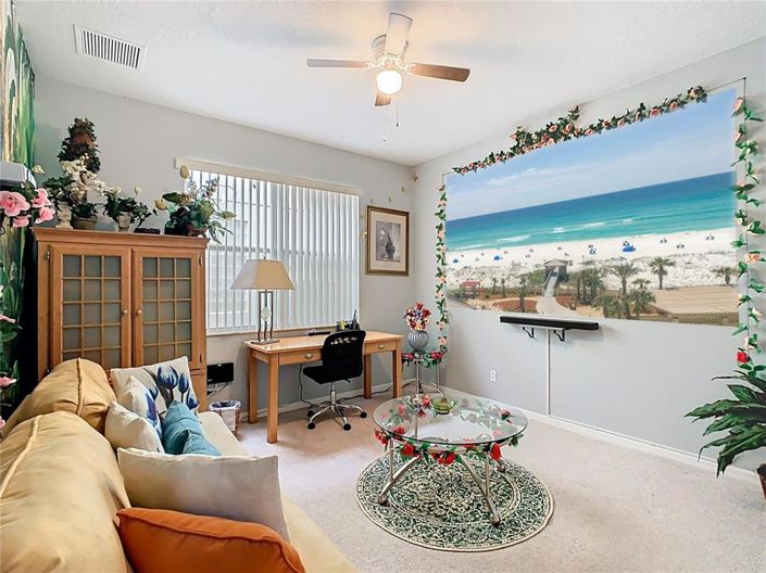 Image No.6-5 Bed Property for sale