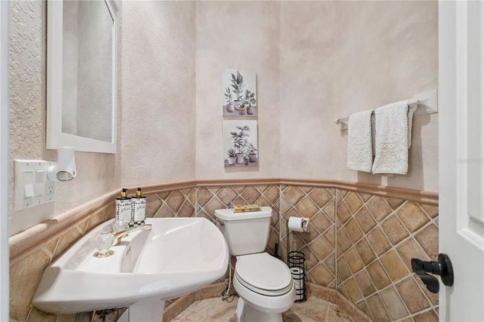 Image No.27-4 Bed Property for sale