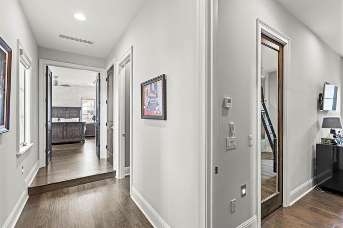 Image No.31-6 Bed Property for sale