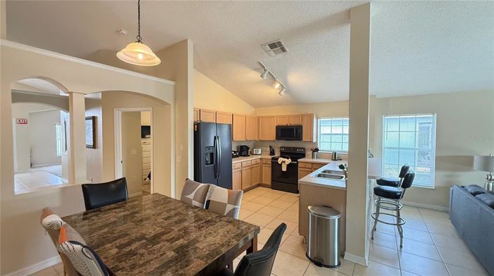 Image No.9-Propriété de 4 chambres à vendre à Kissimmee