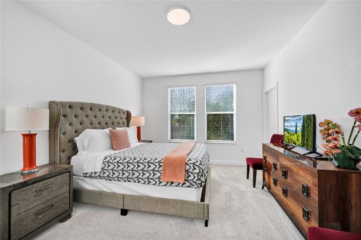 Image No.34-6 Bed Property for sale