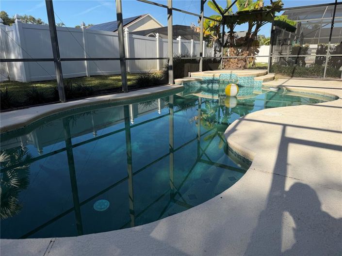 Image No.2-5 Bed Property for sale