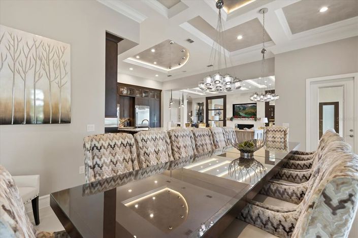 Image No.40-8 Bed Property for sale