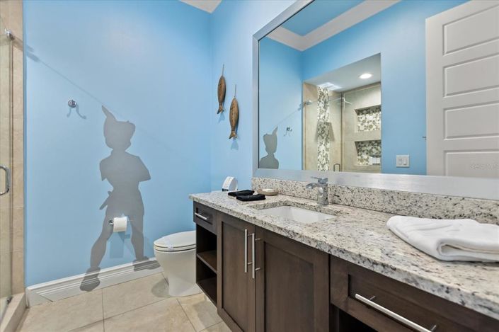 Image No.57-8 Bed Property for sale