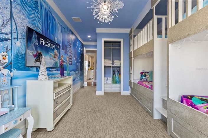 Image No.59-8 Bed Property for sale