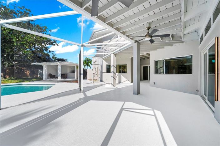 Image No.27-4 Bed Property for sale