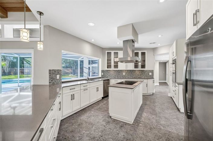 Image No.34-4 Bed Property for sale