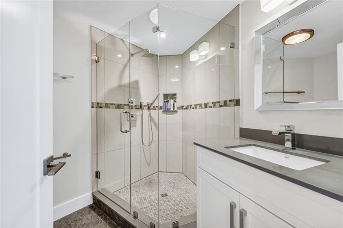 Image No.50-4 Bed Property for sale