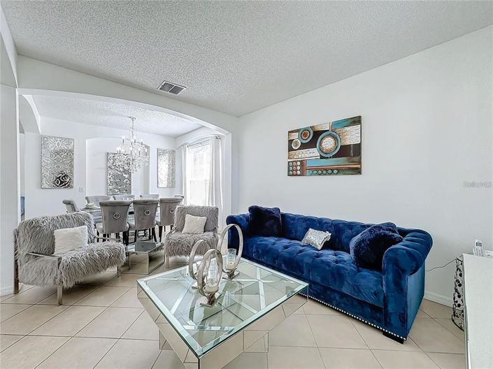 Image No.4-Propriété de 5 chambres à vendre à Kissimmee