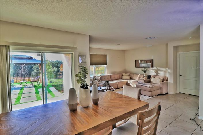 Image No.14-4 Bed Property for sale