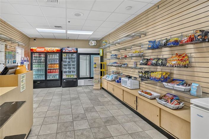 Image No.21-3 Bed Property for sale