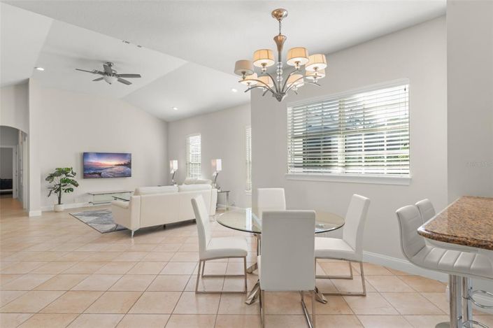 Image No.23-4 Bed Property for sale