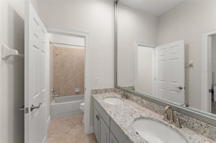 Image No.35-4 Bed Property for sale