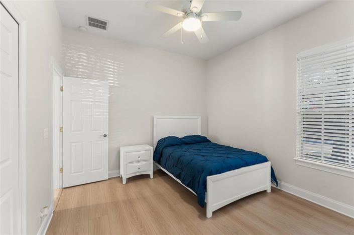 Image No.37-4 Bed Property for sale