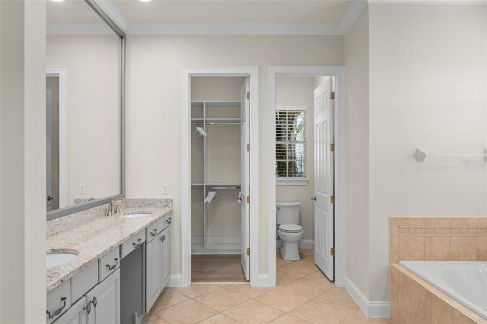 Image No.46-4 Bed Property for sale