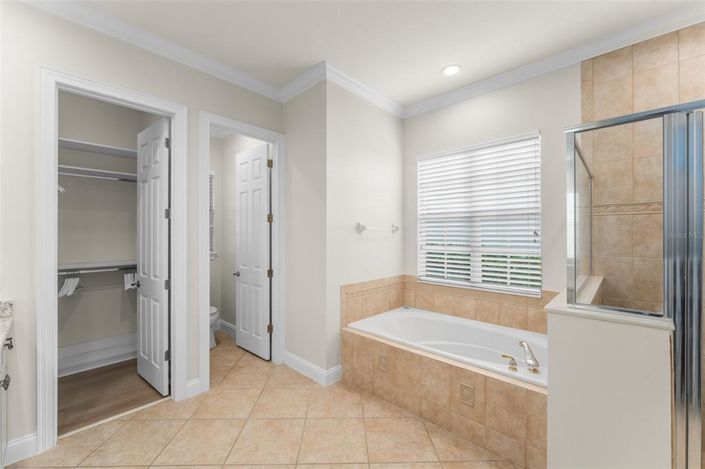 Image No.47-4 Bed Property for sale