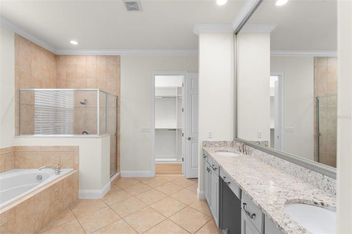 Image No.49-4 Bed Property for sale