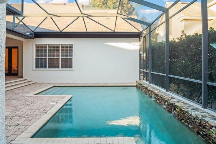 Image No.56-4 Bed Property for sale