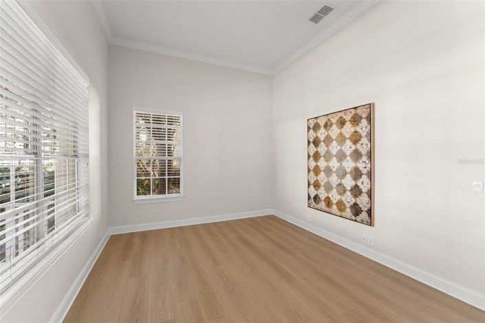 Image No.8-4 Bed Property for sale