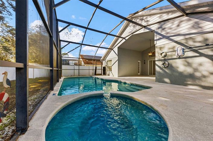 Image No.2-4 Bed Property for sale