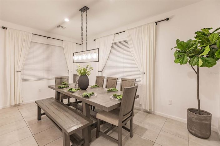 Image No.15-6 Bed Property for sale