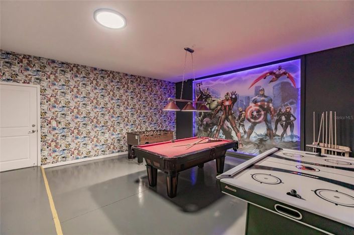 Image No.20-6 Bed Property for sale