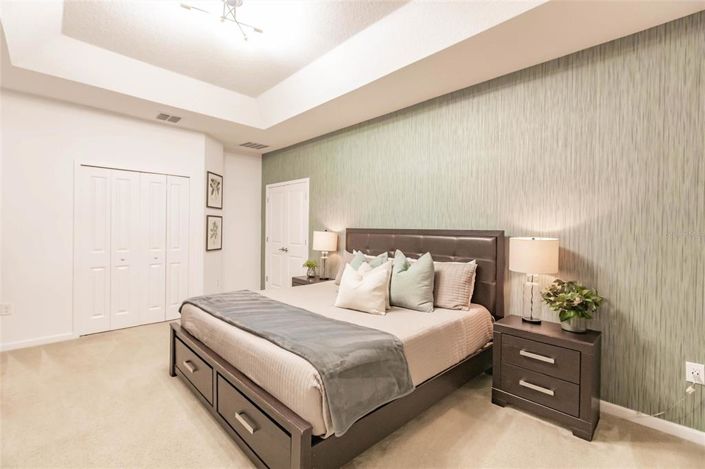 Image No.32-6 Bed Property for sale