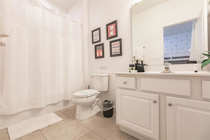 Image No.56-6 Bed Property for sale