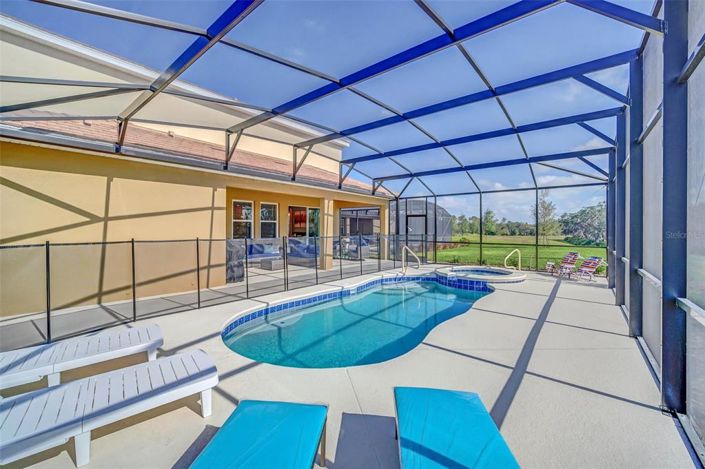 Image No.53-6 Bed Property for sale