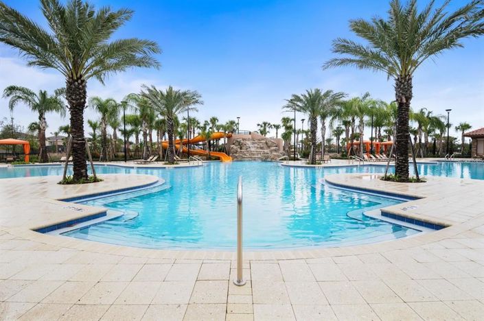 Image No.54-6 Bed Property for sale