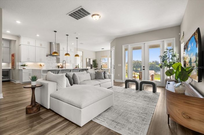 Image No.14-5 Bed Property for sale