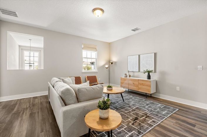 Image No.28-5 Bed Property for sale