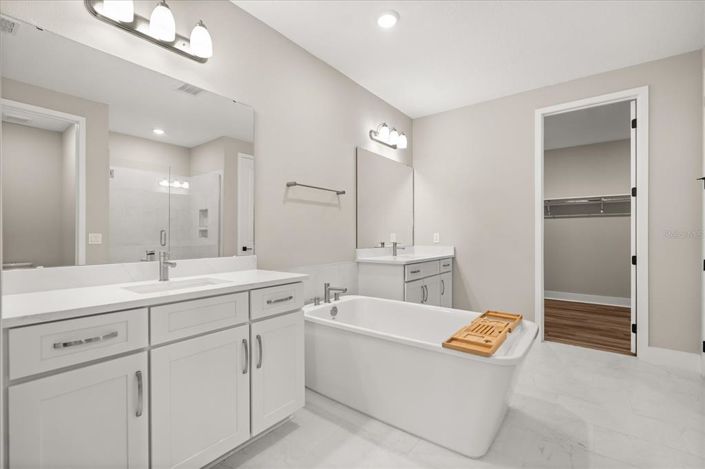 Image No.37-5 Bed Property for sale