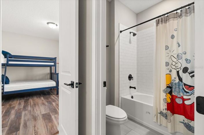 Image No.46-5 Bed Property for sale