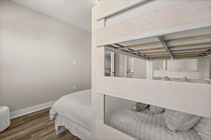 Image No.49-5 Bed Property for sale