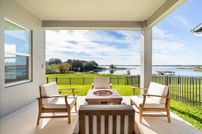 Image No.56-5 Bed Property for sale