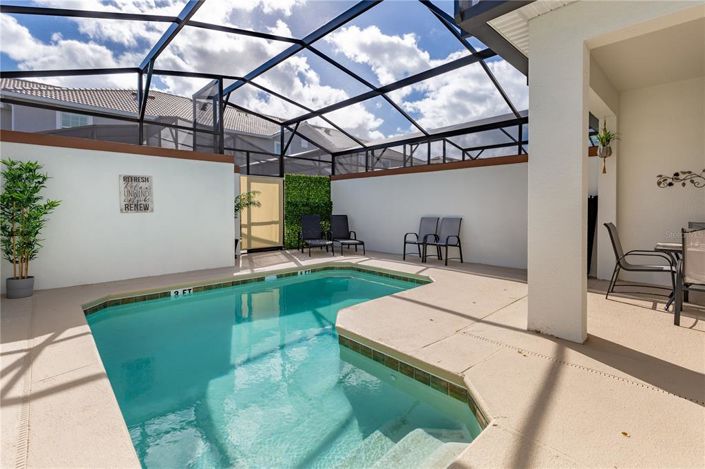 Image No.20-4 Bed Townhouse for sale