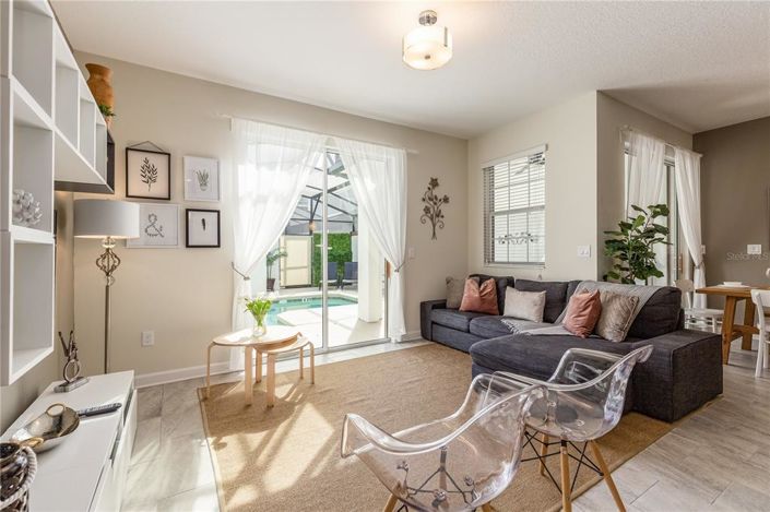 Image No.3-4 Bed Townhouse for sale