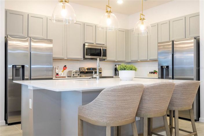 Image No.12-9 Bed Property for sale