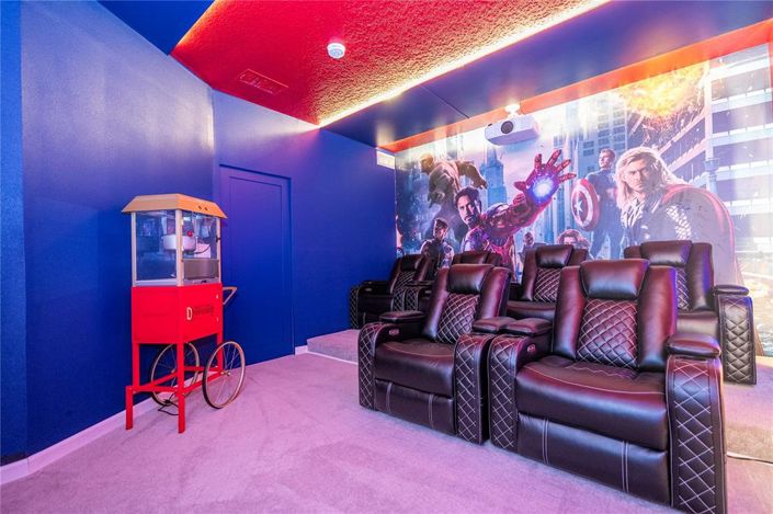 Image No.50-9 Bed Property for sale