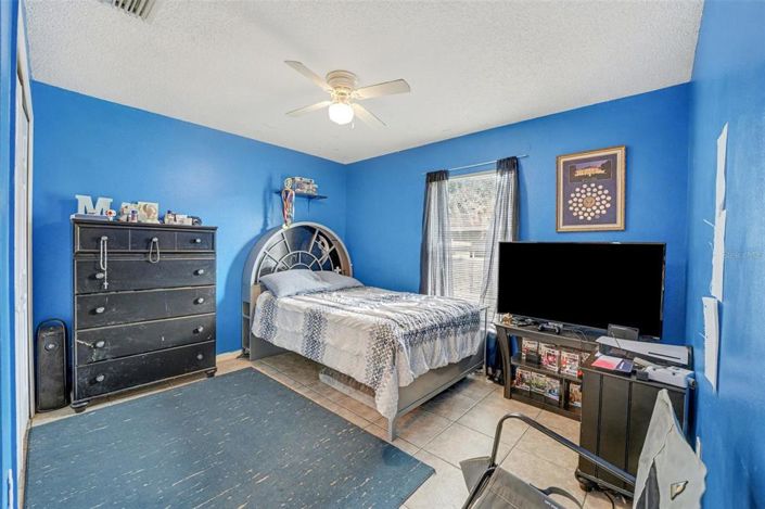 Image No.16-4 Bed Property for sale