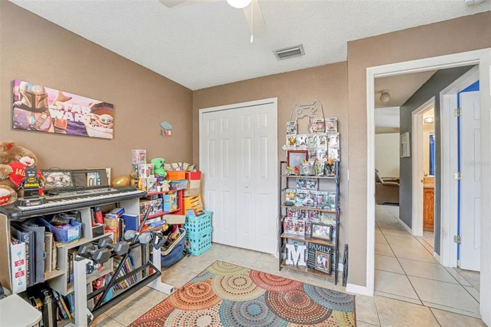 Image No.20-4 Bed Property for sale