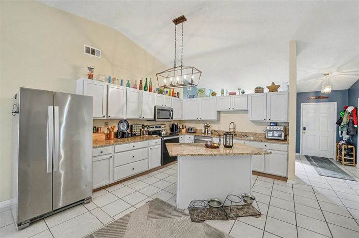 Image No.6-4 Bed Property for sale