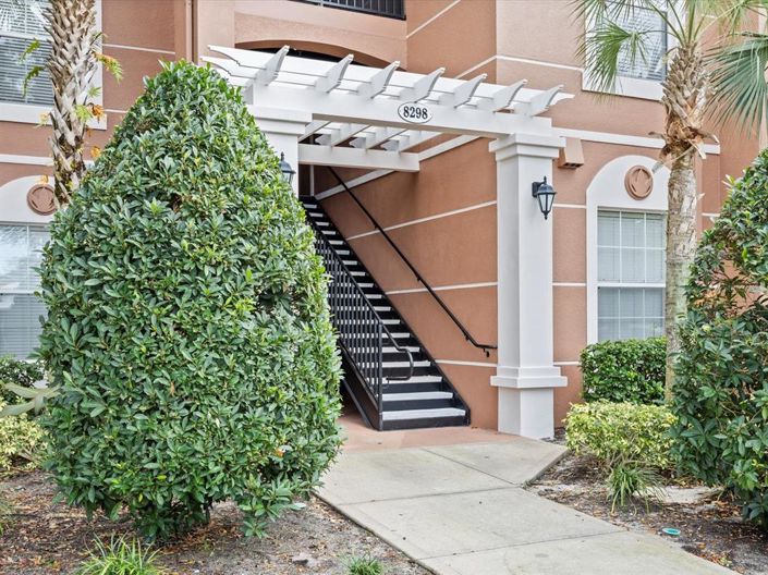 Image No.3-3 Bed Property for sale