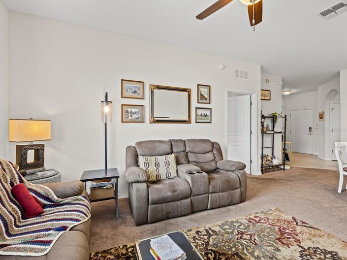 Image No.7-3 Bed Property for sale