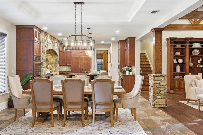 Image No.16-6 Bed Property for sale