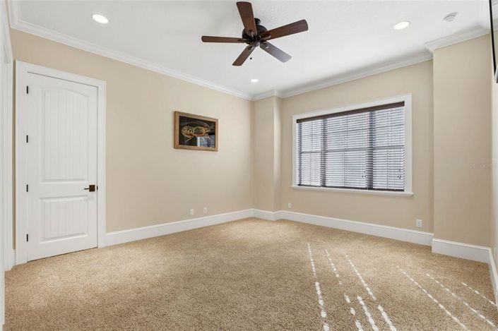 Image No.47-6 Bed Property for sale