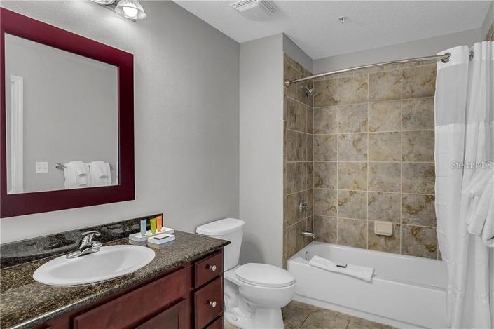 Image No.14-3 Bed Property for sale